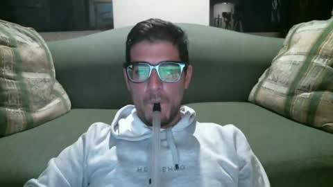 Snapshot of arielsinho chatting on 03-12-25, 05:02 Anon online show from 03-12-25, 05:02