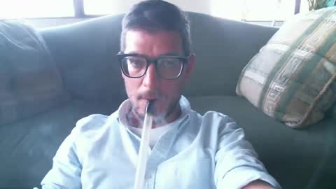 Snapshot of arielsinho chatting on 09-11-25, 10:54 Anon online show from 09-11-25, 10:54