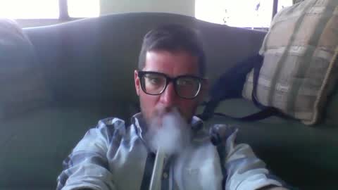 Snapshot of arielsinho chatting on 09-15-25, 10:32 Anon online show from 09-15-25, 10:32