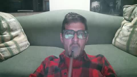 Snapshot of arielsinho chatting on 10-05-25, 06:12 Anon online show from 10-05-25, 06:12