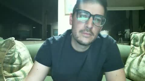 Snapshot of arielsinho chatting on 10-06-25, 01:03 Anon online show from 10-06-25, 01:03