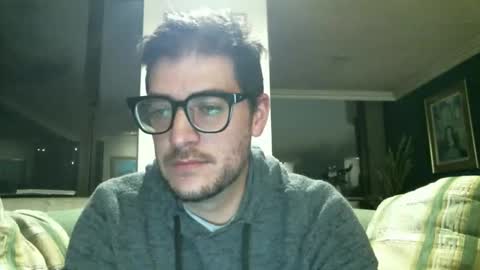 Snapshot of arielsinho chatting on 10-13-25, 02:00 Anon online show from 10-13-25, 02:00