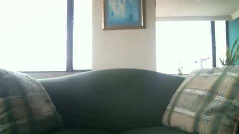 Snapshot of arielsinho chatting on 10-19-25, 05:46 Anon online show from 10-19-25, 05:46