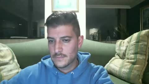 Snapshot of arielsinho chatting on 12-01-25, 12:04 Anon online show from 12-01-25, 12:04