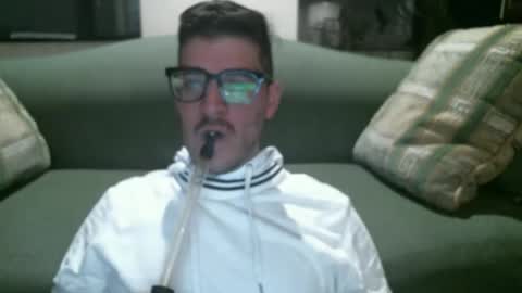 Snapshot of arielsinho chatting on 12-02-25, 04:18 Anon online show from 12-02-25, 04:18