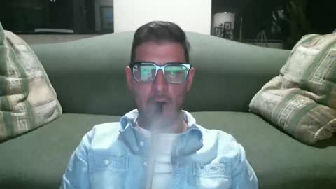 Snapshot of arielsinho chatting on 12-04-25, 04:44 Anon online show from 12-04-25, 04:44