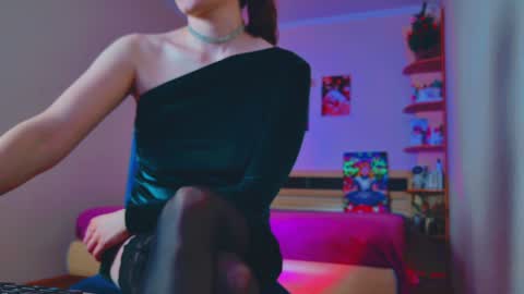 arielstonks_lovee online show from 01-07-25, 08:03