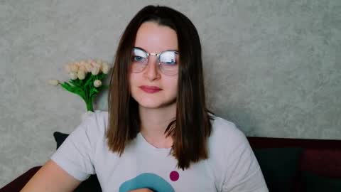 arielstonks_lovee online show from 09-19-25, 03:02