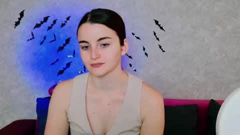 arielstonks_lovee online show from 10-17-25, 04:26
