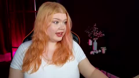 Snapshot of ariettaheart chatting on 12-18-25, 10:32 Adele online show from 12-18-25, 10:32