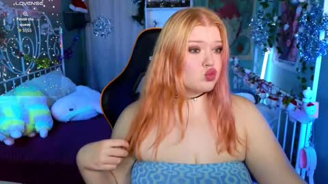 Snapshot of ariettaheart chatting on 12-23-25, 10:57 Adele online show from 12-23-25, 10:57