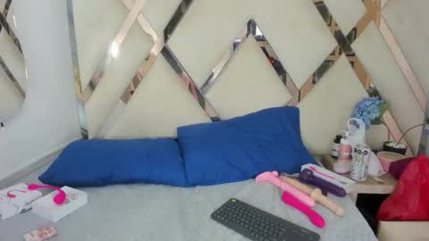 Snapshot of ariht chatting on 03-06-26, 09:22 ariht online show from 03-06-26, 09:22