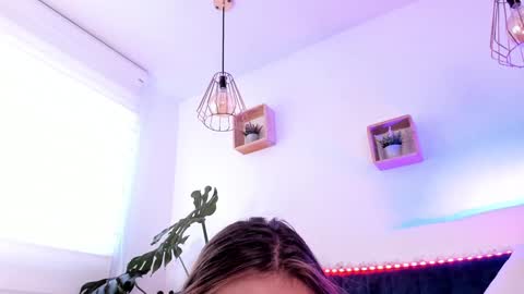 Snapshot of arii_1010_ chatting on 02-07-25, 08:53 Ari online show from 02-07-25, 08:53