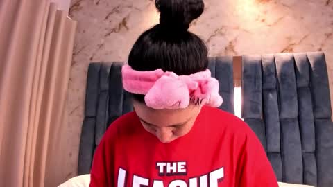 Ari Vega online show from 11-09-25, 05:50