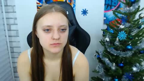 Snapshot of arinabelle chatting on 12-21-25, 02:08 arinabelle online show from 12-21-25, 02:08