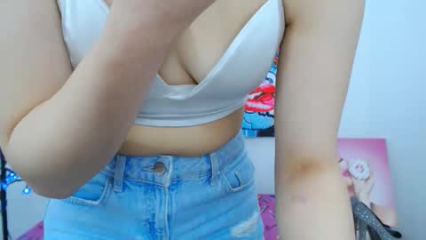 Snapshot of arinabelle chatting on 02-27-26, 01:38 arinabelle online show from 02-27-26, 01:38