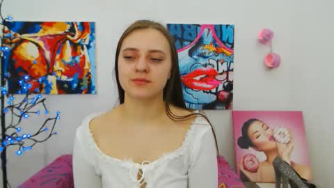 Snapshot of arinabelle chatting on 02-28-26, 02:01 arinabelle online show from 02-28-26, 02:01