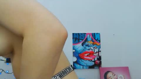 Snapshot of arinabelle chatting on 03-13-26, 01:45 arinabelle online show from 03-13-26, 01:45