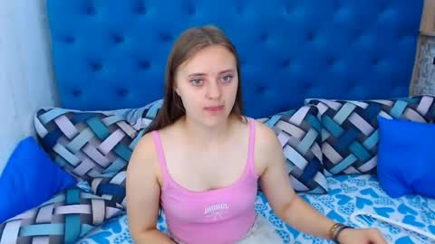arinabelle online show from 07-20-26, 10:39