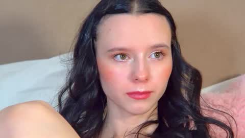 Snapshot of arinakubrick chatting on 01-10-26, 05:37 Arinakubrick online show from 01-10-26, 05:37