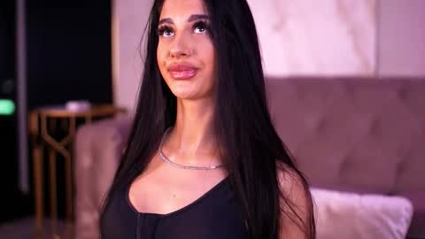 Snapshot of arinarhodes chatting on 02-07-26, 06:11 Arina online show from 02-07-26, 06:11