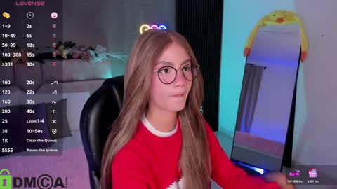 Snapshot of arinextdoor chatting on 12-22-25, 05:48 Ari online show from 12-22-25, 05:48