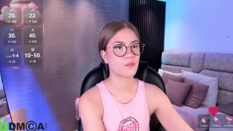 Snapshot of arinextdoor chatting on 03-01-26, 04:14 Ari online show from 03-01-26, 04:14