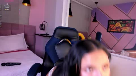 Snapshot of aris_suarez chatting on 02-11-26, 04:45 Aris Suarez online show from 02-11-26, 04:45