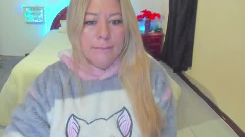 Snapshot of arisha_katy1 chatting on 03-02-25, 11:50 arisha_katy1 online show from 03-02-25, 11:50