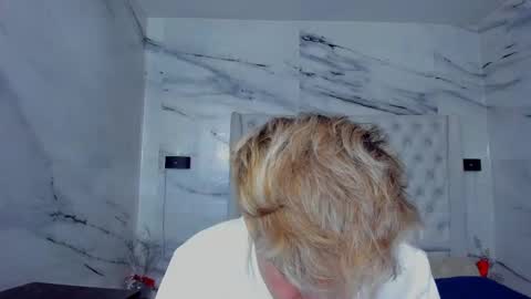 celina online show from 09-13-25, 01:33