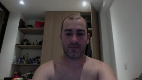 aristi11 online show from 11-19-25, 06:02