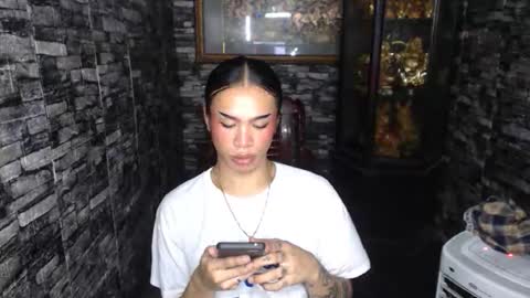 ariya031806 online show from 06-07-26, 02:32