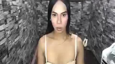 ariya031806 online show from 06-12-26, 08:57