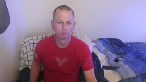 Snapshot of arizona222222 chatting on 02-05-26, 01:05 luv2benawty online show from 02-05-26, 01:05