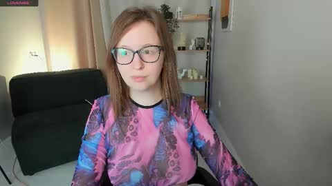 Snapshot of arizzzona_baby chatting on 11-11-25, 05:51 Arizona online show from 11-11-25, 05:51