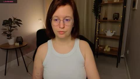 Snapshot of arizzzona_baby chatting on 12-15-25, 05:55 Arizona online show from 12-15-25, 05:55