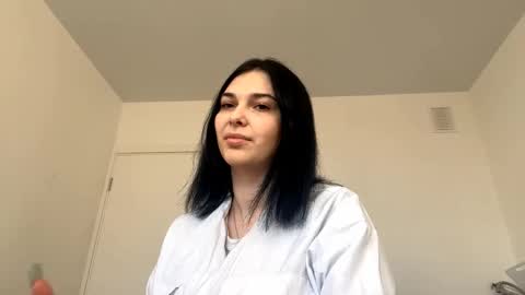 Sofia online show from 10-17-25, 01:25