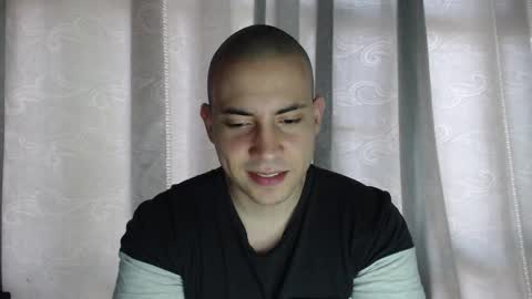 Snapshot of armando_2002 chatting on 09-21-25, 04:19 ARMANDO online show from 09-21-25, 04:19