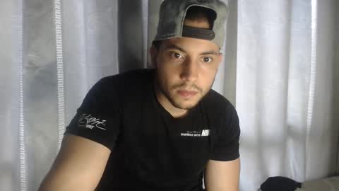 Snapshot of armando_2002 chatting on 10-17-25, 05:59 ARMANDO online show from 10-17-25, 05:59