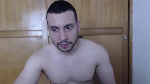 Snapshot of armando_2002 chatting on 06-02-26, 06:54 ARMANDO online show from 06-02-26, 06:54