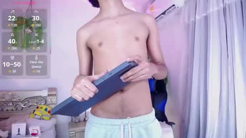 Snapshot of armondx_parkr chatting on 10-20-25, 10:27 armond online show from 10-20-25, 10:27