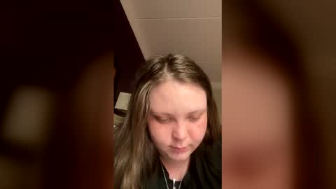 Snapshot of armoniskyee chatting on 04-03-26, 03:54 armoniskyee online show from 04-03-26, 03:54