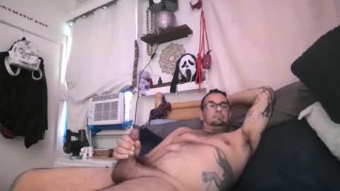 Snapshot of armstrong1718 chatting on 12-22-24, 03:44 armstrong1718 online show from 12-22-24, 03:44