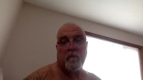 Snapshot of armyguy5311 chatting on 02-17-26, 06:36 armyguy5311 online show from 02-17-26, 06:36