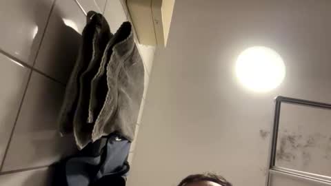 armyskater32 online show from 02-18-26, 10:17