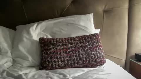 Snapshot of arnie774u chatting on 11-20-25, 11:59 arnie774u online show from 11-20-25, 11:59