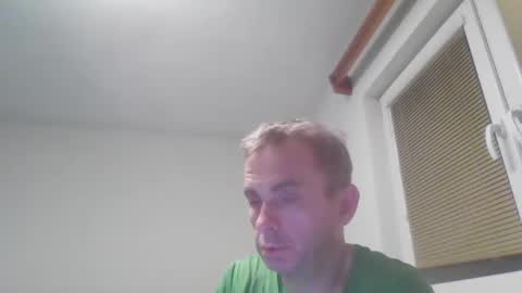 Snapshot of aromannn chatting on 12-01-24, 05:35 aromannn online show from 12-01-24, 05:35