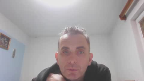 Snapshot of aromannn chatting on 12-18-24, 04:39 aromannn online show from 12-18-24, 04:39