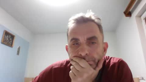 Snapshot of aromannn chatting on 12-27-24, 06:42 aromannn online show from 12-27-24, 06:42
