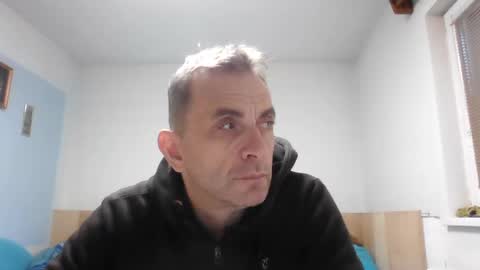 Snapshot of aromannn chatting on 12-29-24, 02:52 aromannn online show from 12-29-24, 02:52